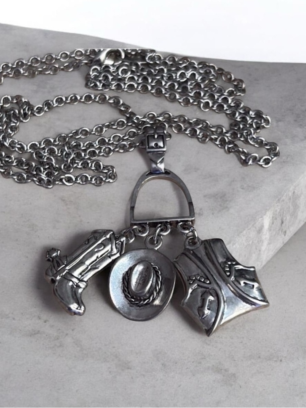 Vintage Avon Saddle Charm Necklace 34” Western Statement Silver Tone NIB